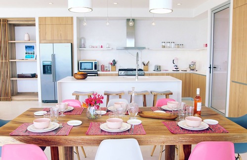 Playa Flamingo House | Oceanfront Retreat with Pool & Spa - Guest Rated 10/10