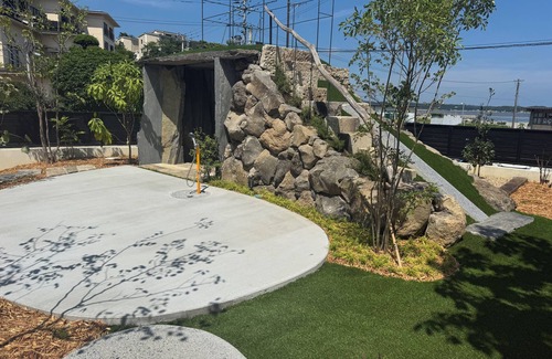 Matsushima House | Oceanfront Bay-Villa with Spa and Hot Tub Amenities
