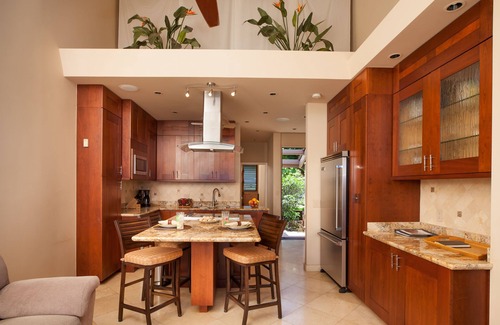 Honokowai Condo | Oceanfront Escape: 5-Star Pikake with Pool & Ocean Views