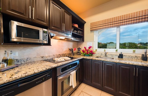 Tamarindo Condo | Renovated 2 Bedroom Ocean View Condo with Pool and Spa