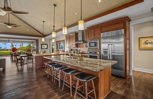 Poipu House | Elegant Ocean View 4 Bedroom Home with Spa & Restaurant