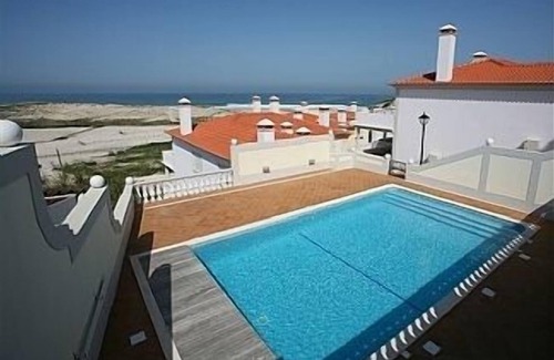 Obidos House | Oceanfront Townhouse at Praia D'El Rey - Guest Rated 9.8