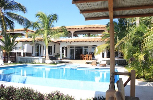 Carrizalillo House | Oceanfront Retreat with Infinity Pool & Unmatched 9.8 Rating