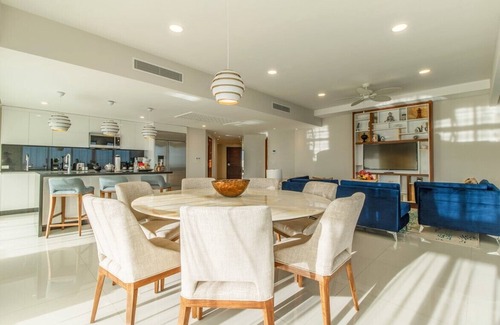Cabo San Lucas Resort | Indulge in a 5-Star Diamond Suite at Garza Blanca Resort