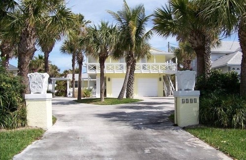 Floridana Beach House | Oceanfront Estate with Private Pool & Spa Near the Beach