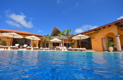 Punta de Mita Villa | Oceanfront Estate with Premier Service and Gourmet Dining