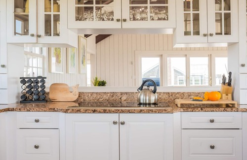 Tom Nevers House | Oceanfront Paradise: Private Beach, Pool & Spa Retreat