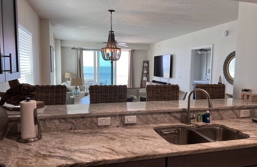 Ocean View Halifax Estates Condo | Oceanfront 4BR Condo with Spa & Hot Tub, Rated 10/10!