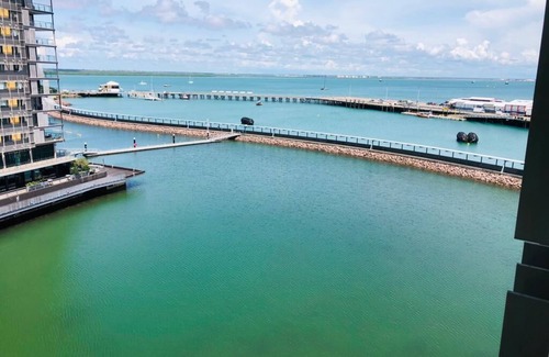 Darwin City Centre House | Elegant One-Bed Apartment at Darwin Waterfront Precinct