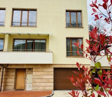 Sandanski Villa | Luxury Park Villa