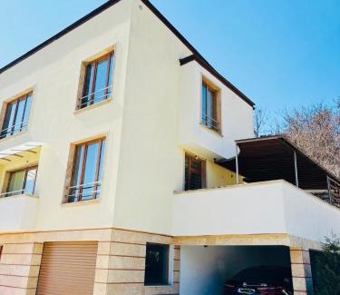 Sandanski Villa | Luxury Park Villa