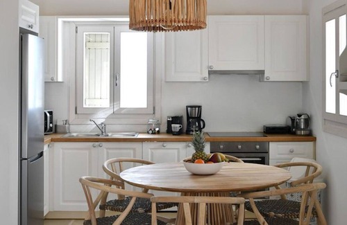 Glisidia Villa | Elegant Villa Aethra with Private Pool & Spa in Paros