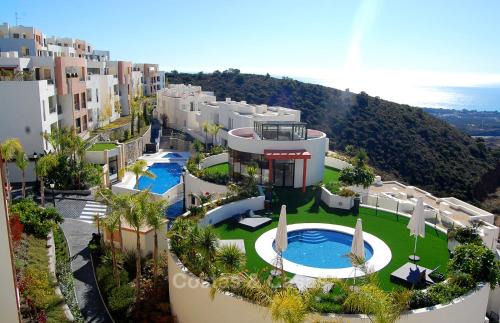 Marbella Apartment | Elegant Penthouse: Create Lifelong Memories in Style
