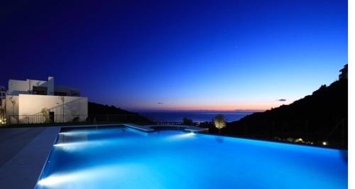 Marbella Apartment | Elegant Penthouse: Create Lifelong Memories in Style