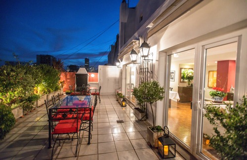Recoleta Apartment | Top-Rated Penthouse in Recoleta with Spa and Breakfast