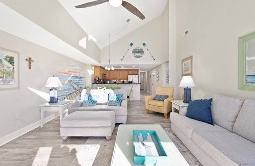 Ocean City House | Exclusive Penthouse with Rooftop Pool by Convention Center