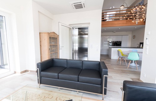 Maximin House | Indulge in a Premier Penthouse Suite in Trier