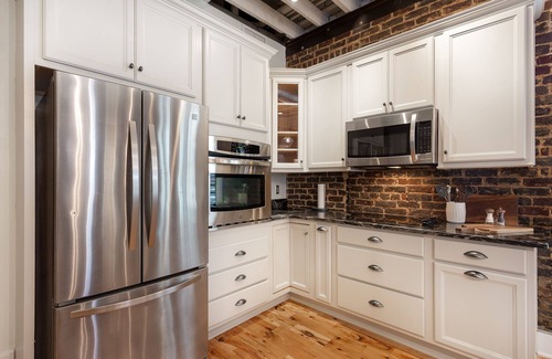 Central City Apartment | Exclusive Penthouse with Private Deck & Spa Amenities