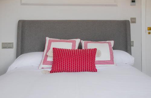 Golden Mile Apartment | LUXURY PETHOUSE, Marbella TOP