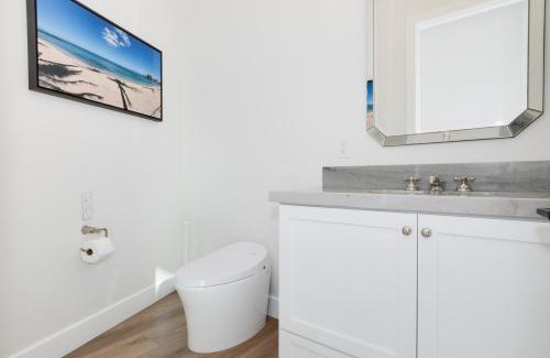 Loma Portal Villa | Luxury Pool Haven Scenic Views and Summer Fireworks