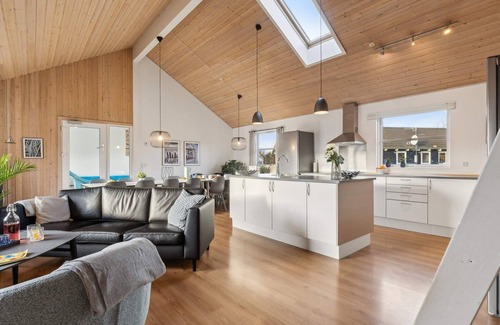Bagenkop House | Spacious 16-Person Holiday Home with Ocean Views in Bagenkop