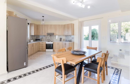 Tria Monastiria Villa | Exclusive Retreat with Ocean Views Near Rethymno
