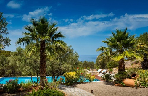 Banyalbufar Villa | Exclusive Mallorca Villa with Private Pool & Family Amenities
