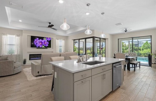 Braden River House | Elegant Private Home with Pool & Spa in Lakewood Ranch