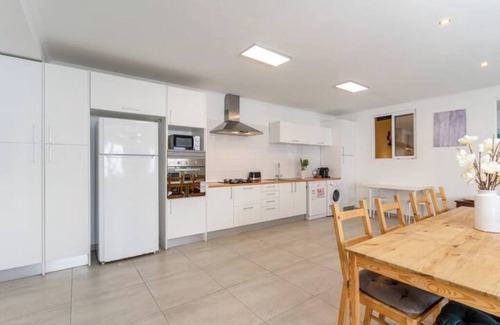 Costa de Caparica Apartment | Luxury private room near the beach