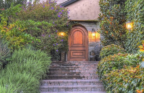 Sonoma House | Premier Business & Leisure Hotel with Spa and Pool Access