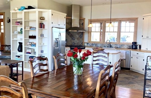Miramonte House | Unforgettable Ranch Retreat with Spa, Pool & Gym Access