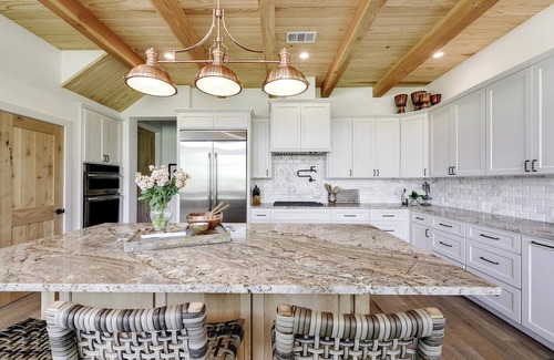 Dripping Springs House | Unforgettable Ranch & Wellness Retreat with Spa and Creek