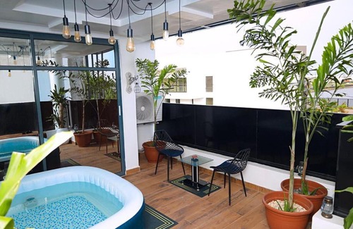 Ikoyi Villa | Elegant 5-Bedroom Getaway Palace with Family-Friendly Amenities