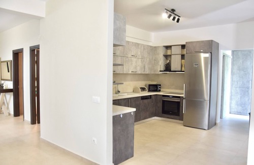 Vourvourou Villa | Elegant Villa Rental Ideal for 14 Guests with Spa Access