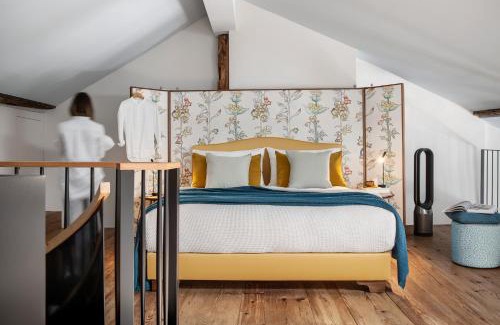 Old Town Apartment | Elegant Oceanfront Residences by Widder Hotel, Rated 9.2