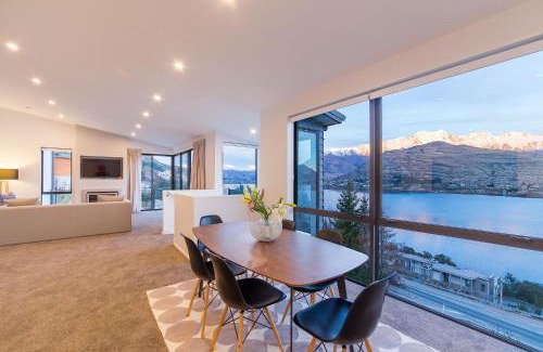 Queenstown House | Exceptional Family-Friendly Retreat at 5 on The Hill Queenstown
