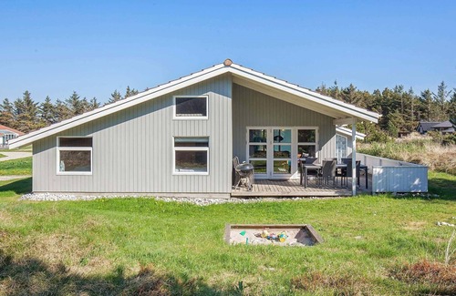 Klitmoller House | Guest Rated: 9.8 Holiday Home for 10 in Thisted with Ocean View