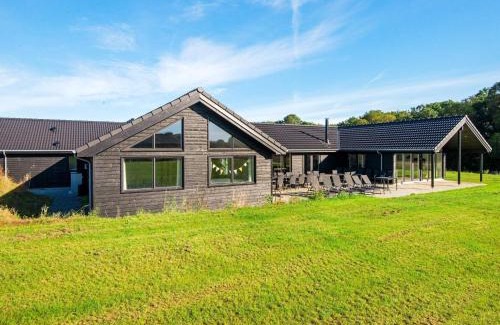 Mommark Strand House | Ideal Holiday Home for 30 in Sydals with Pool & Pet Friendly