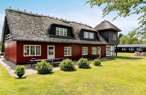 Kjellerup House | Luxury Retreat with Amenities - By Traum Ferienwohnungen