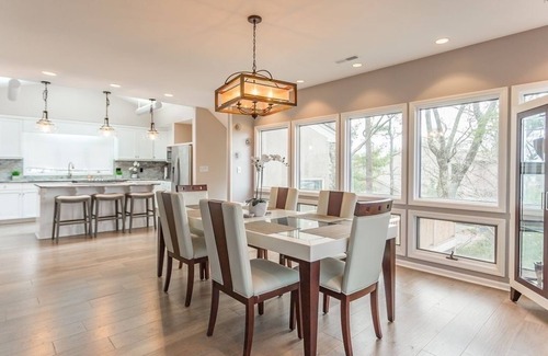 Graysville House | Elegant Retreat with Panoramic Views at Mount Sinai Manor