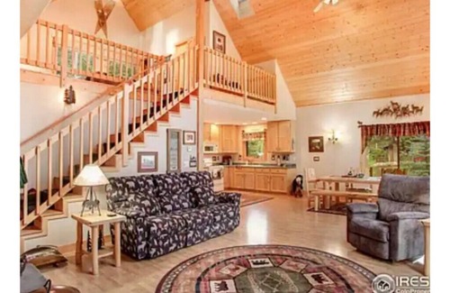 Rustic Cabin | Riverfront Cabin Retreat with Hot Tub & Top Guest Rating