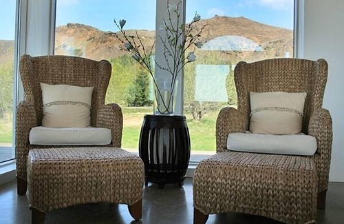 Hveragerdi House | Elegant Riverfront Villa with Hot Tub Near Golden Circle