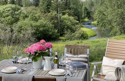 Hveragerdi House | Elegant Riverfront Villa with Hot Tub Near Golden Circle