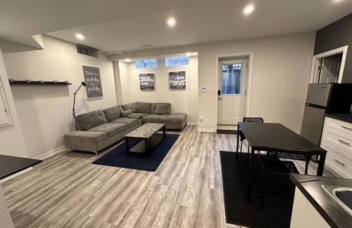 Brampton House | Inviting Room Rental in Cozy BSMT Apartment Awaits You