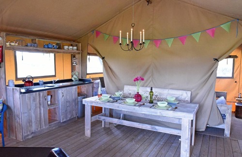 Denny RV Rental | Top-Rated Safari Tent Experience at Carr's Hill