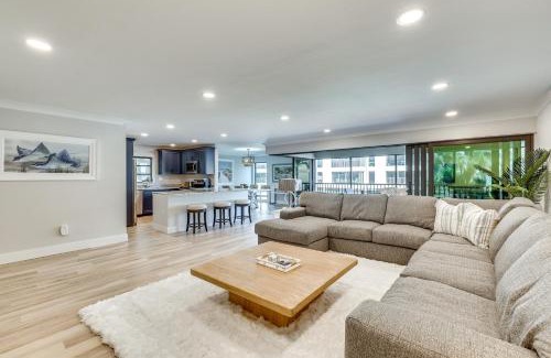 Sanibel Apartment | Oceanfront Sanibel Condo - Guest Rated 10/10, Steps to Beach