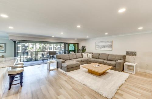 Sanibel Apartment | Oceanfront Sanibel Condo - Guest Rated 10/10, Steps to Beach
