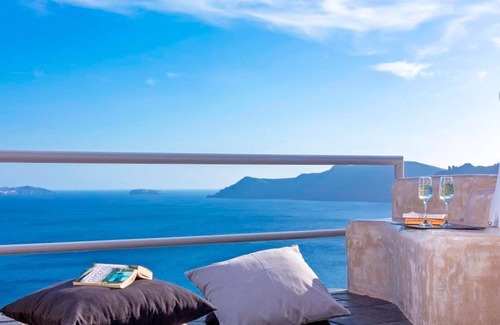 Oia Villa | Private Pool Villa with Sea View in Oia, Santorini