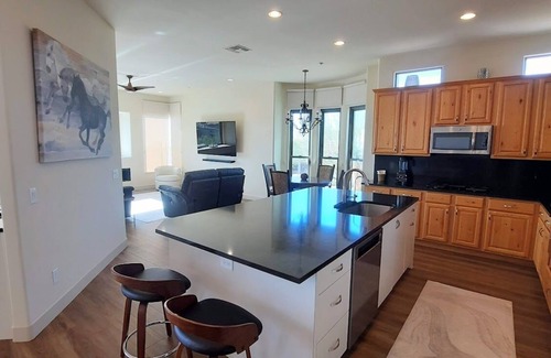 Mirabel Village House | Elegant Scottsdale Retreat with Pool and Ocean Views