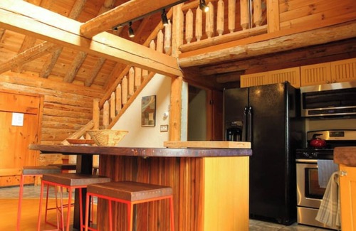 Catskill Cabin | Secluded Catskill Log Cabin: Pet-Friendly Retreat Near Trails
